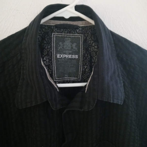 EXPRESS Men's XL button down! - Picture 3 of 3